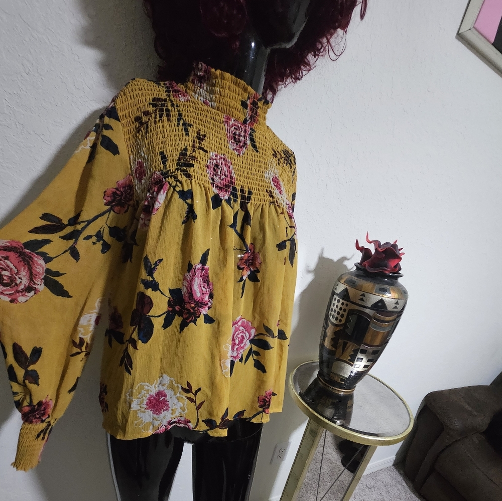 Turtle Neck Cheffon Top